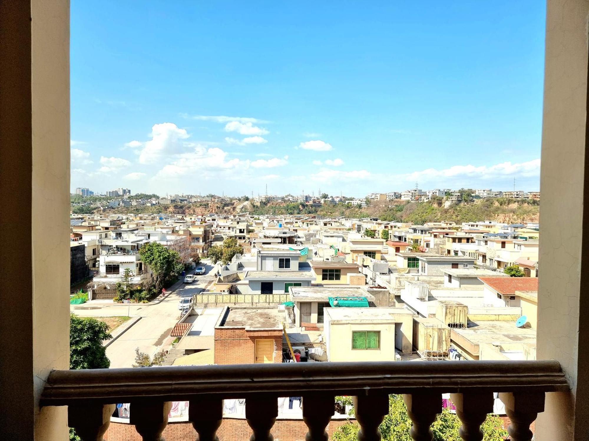 Executive 3 Bedrooms Apartment In Bahria Town Rawalpindi Dış mekan fotoğraf