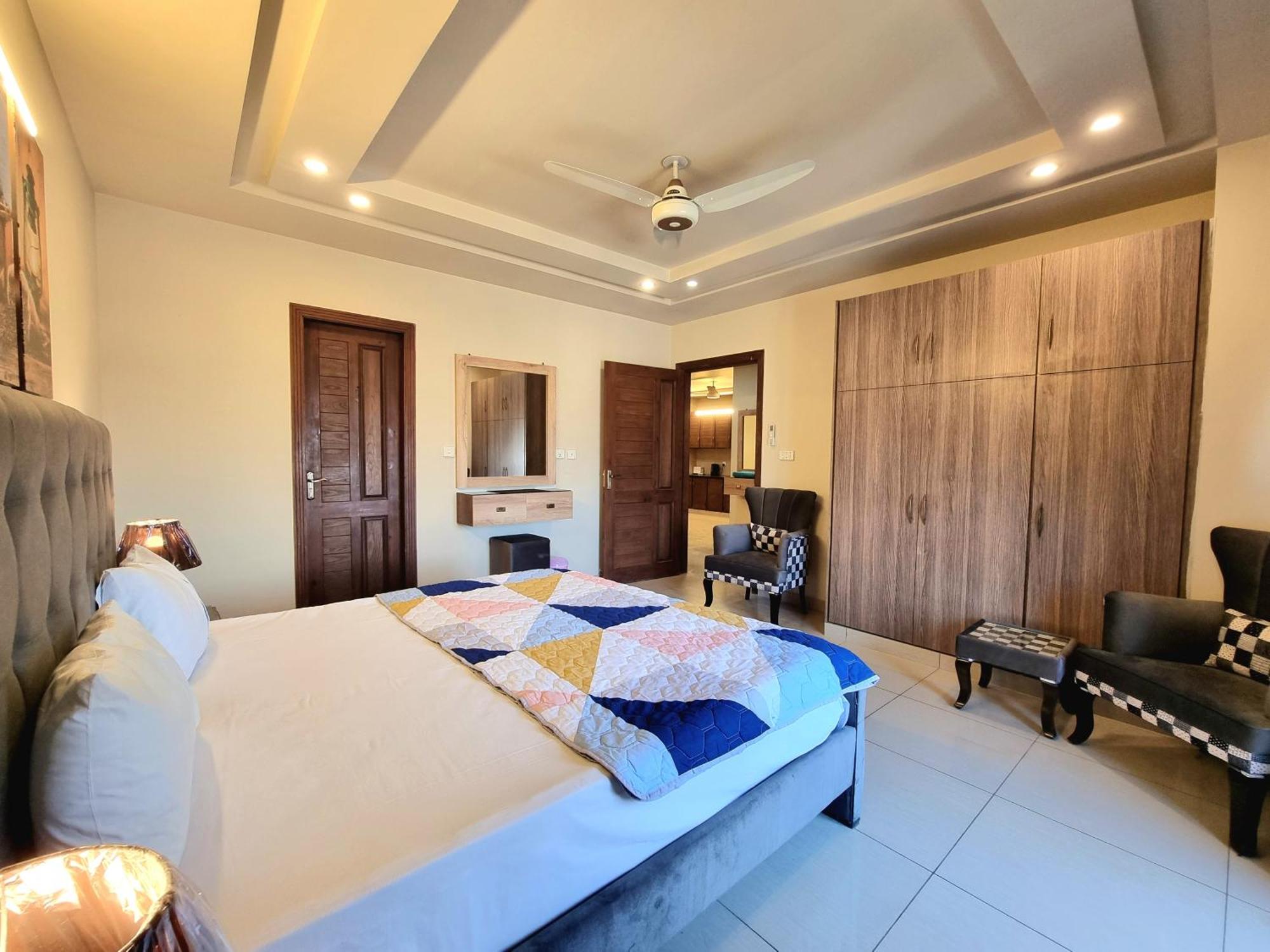 Executive 3 Bedrooms Apartment In Bahria Town Rawalpindi Dış mekan fotoğraf