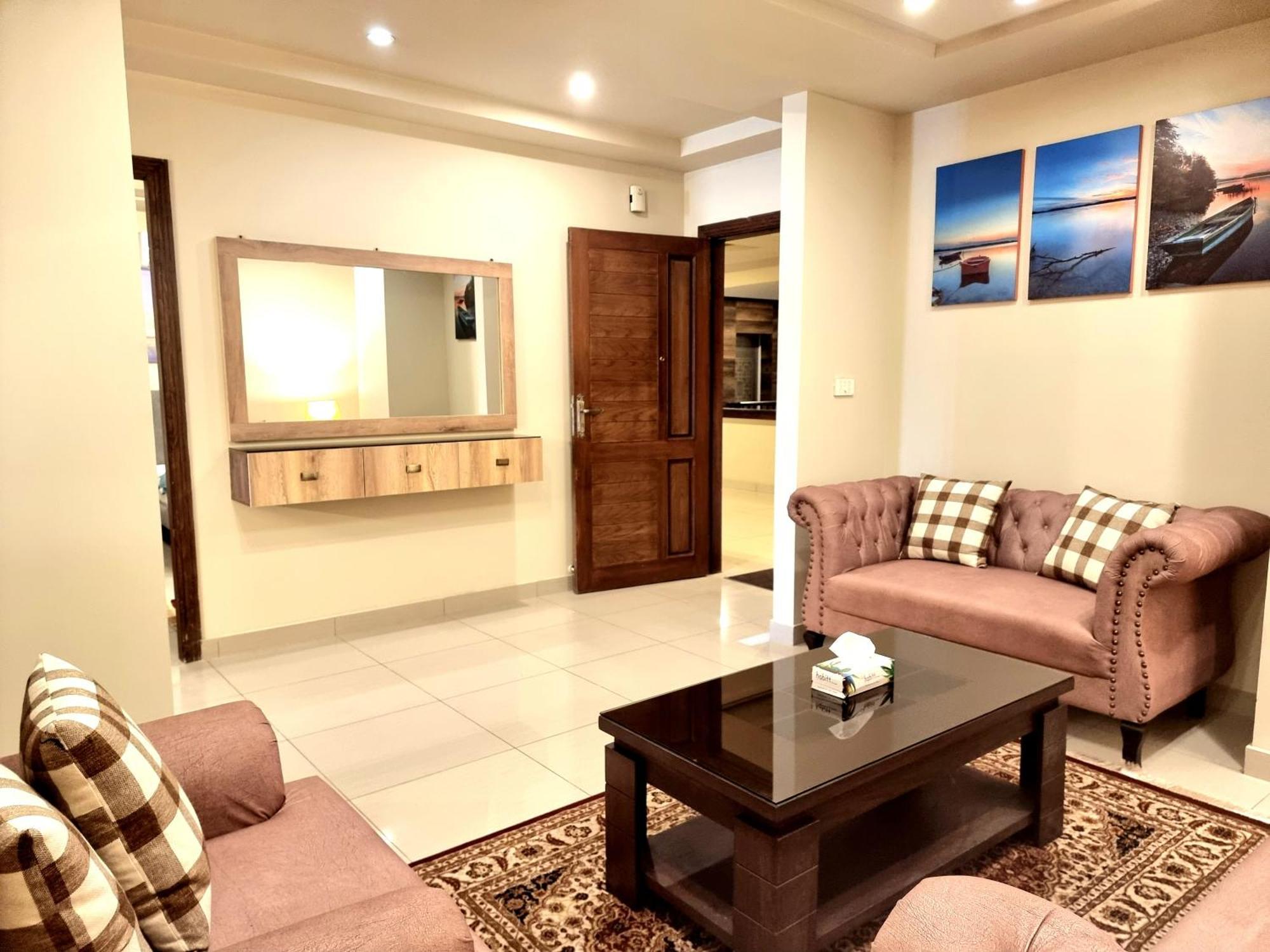 Executive 3 Bedrooms Apartment In Bahria Town Rawalpindi Dış mekan fotoğraf